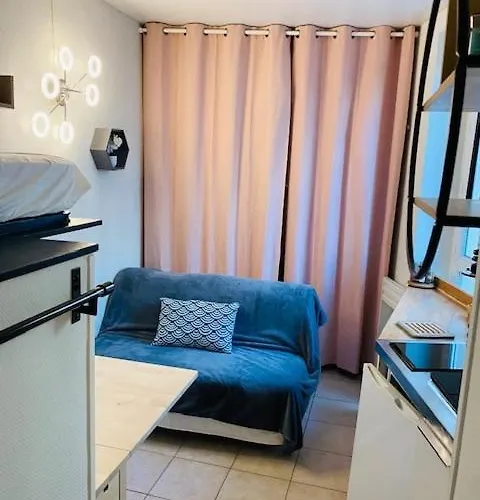 Marais Square Du Temple Parking Apartment *